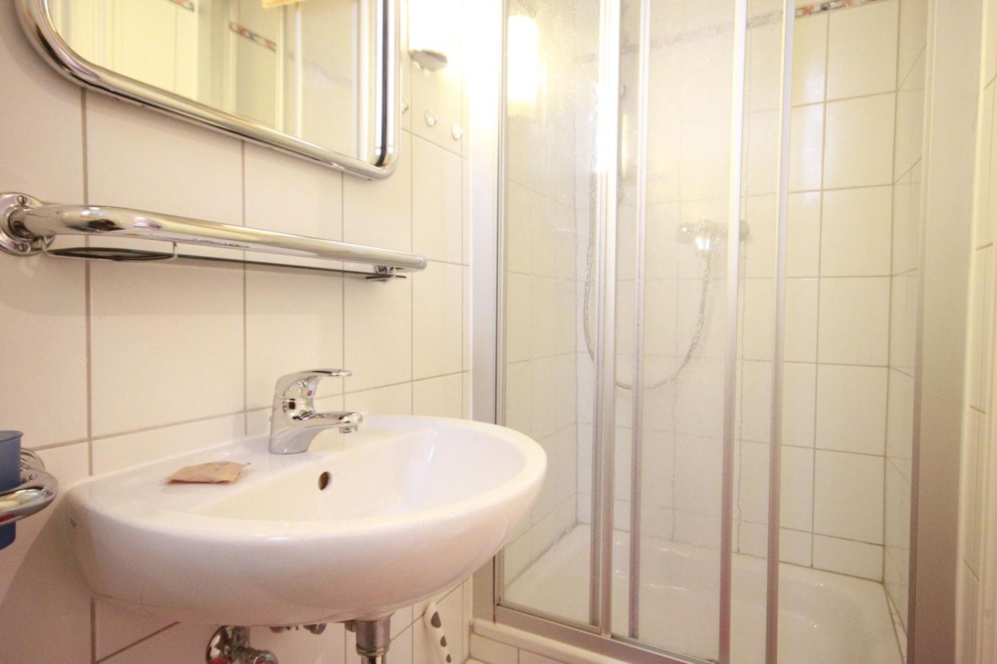 Warnemuende Seebrise Ref 50356 * Rostock